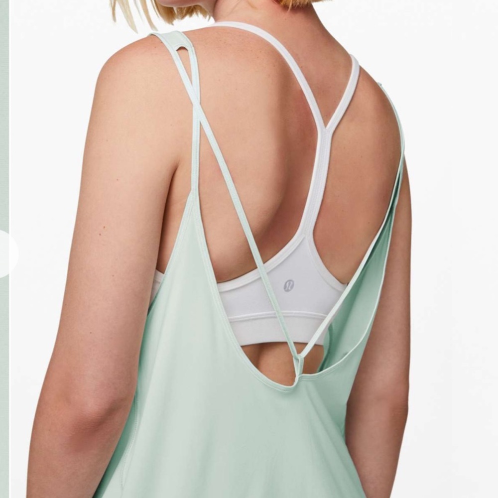 NWT Lululemon Let it Slip Tank size 6 in Polar Ice